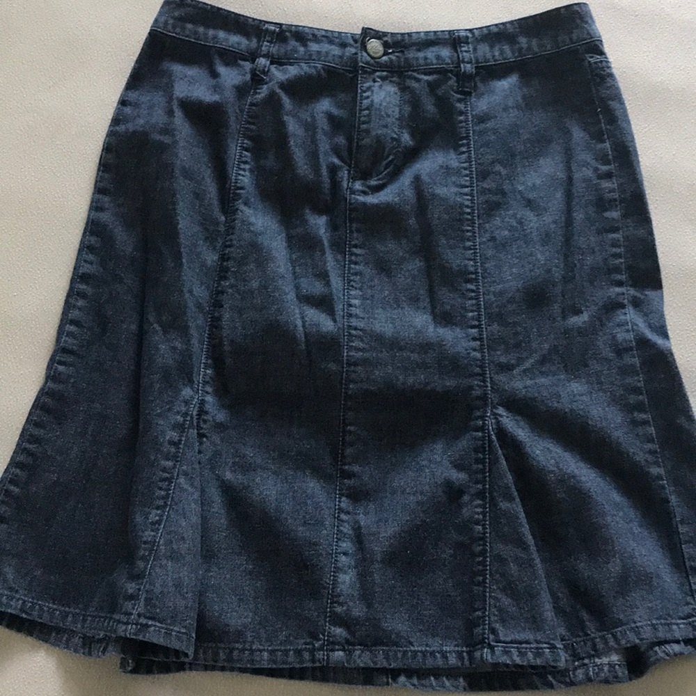 Denim skirt